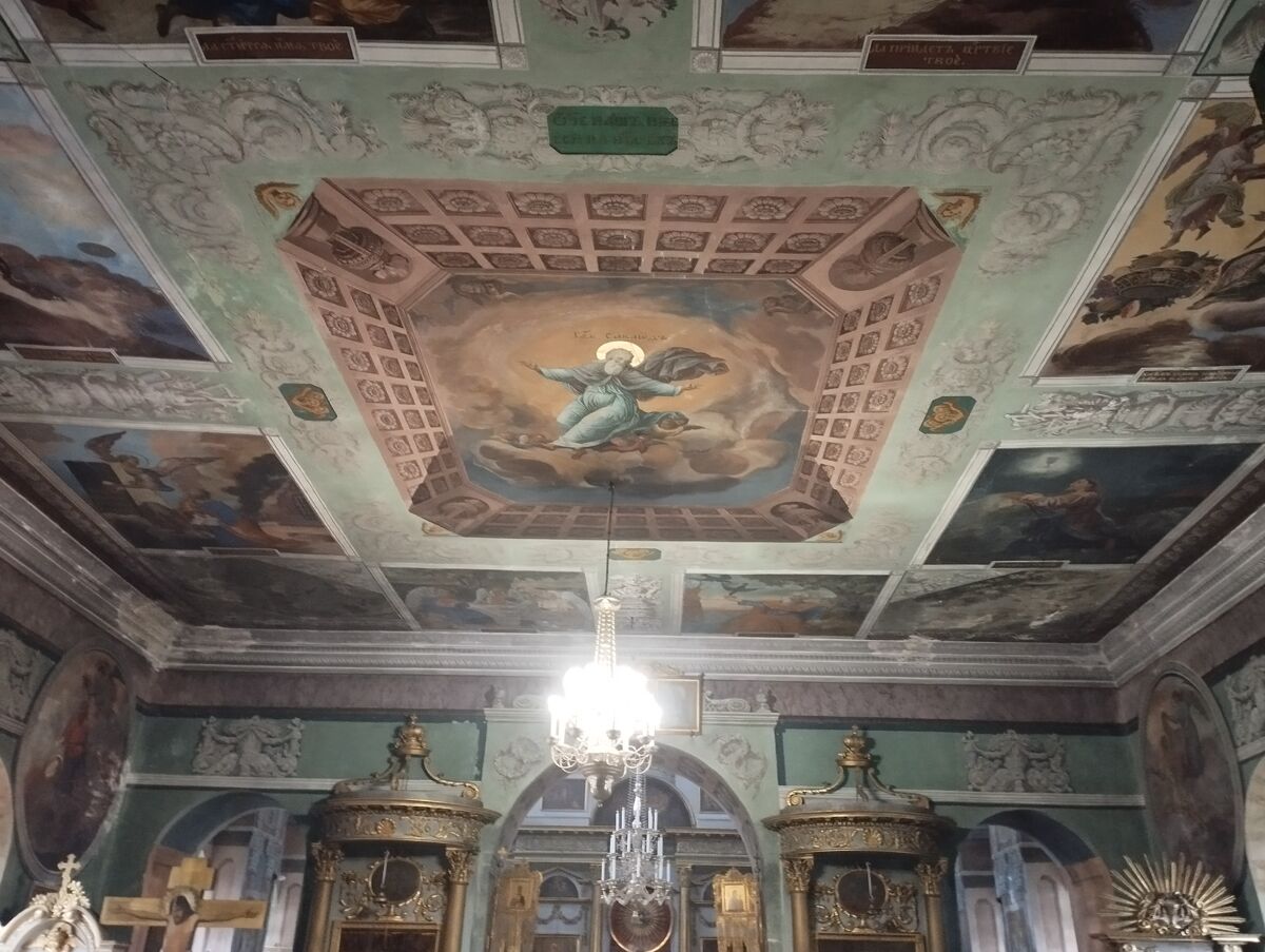 Церковь Успения Пресвятой Богородицы, Балобаново (Рыбинск, город, Ярославская область). интерьер и убранство