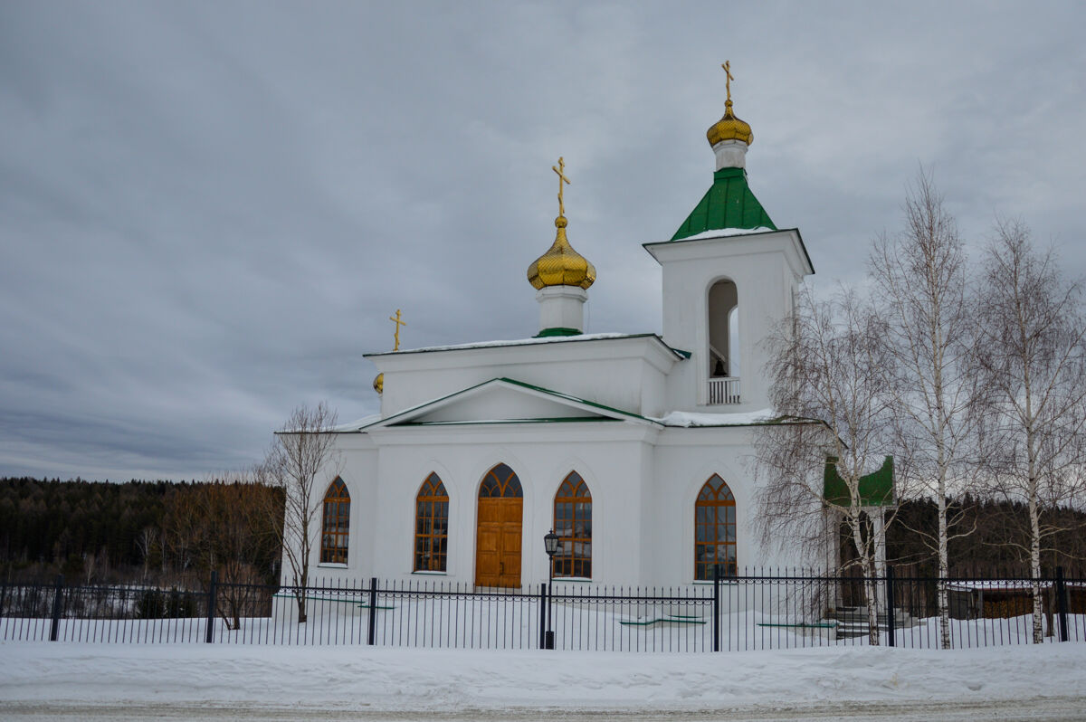 Церковь Михаила Архангела (новая), Нижнее Село (Первоуральск (ГО Первоуральск), Свердловская область). фасады