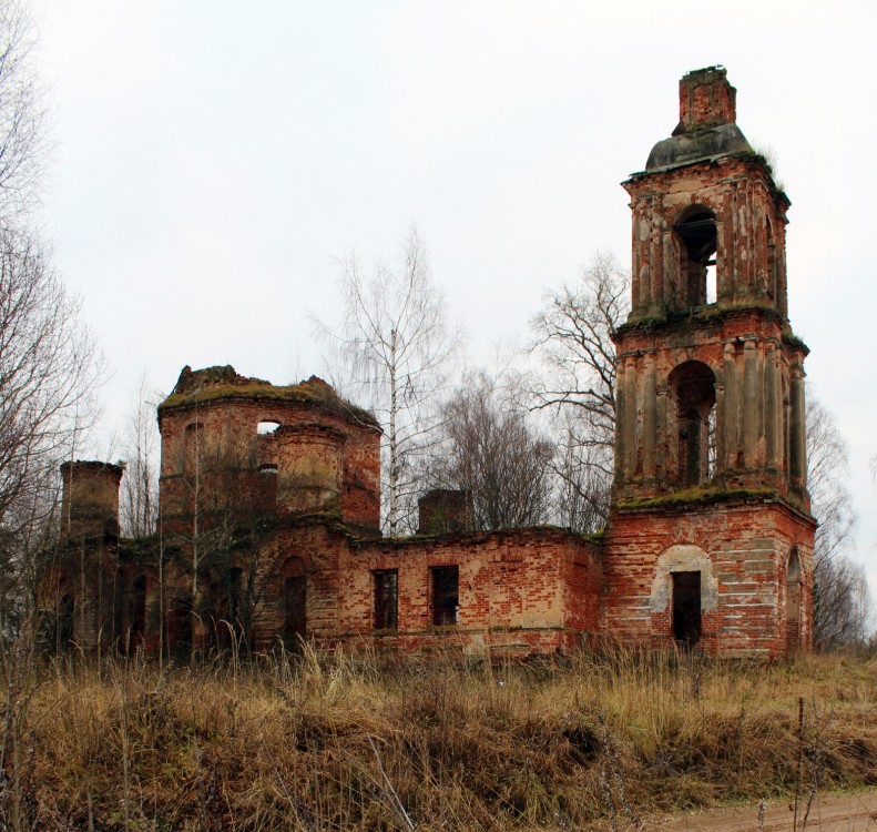 Гора Пневиц. Церковь Рождества Пресвятой Богородицы. фасады