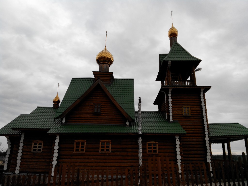 Церковь Владимира равноапостольного, Станционный-Полевской (Полевской (Полевской ГО), Свердловская область). фасады