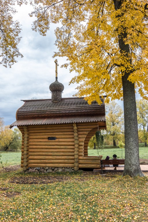 Семёновское (Бородинского с/о). Часовня Рахили Бородинской при Спасо-Бородинском монастыре. фасады, Часовня прп. Рахили Бородинской при Спасо-Бородинском женском монастыре. Можайский район Московской области.