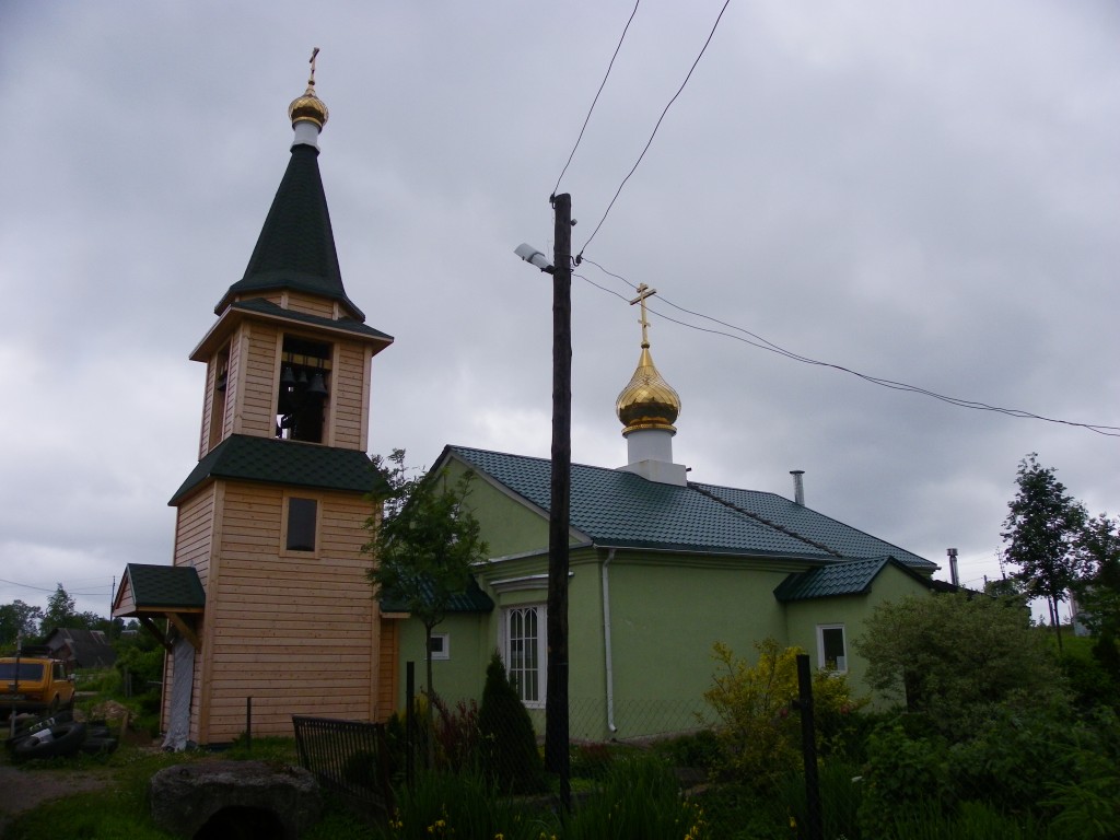 Шум. Церковь Покрова Пресвятой Богородицы. фасады