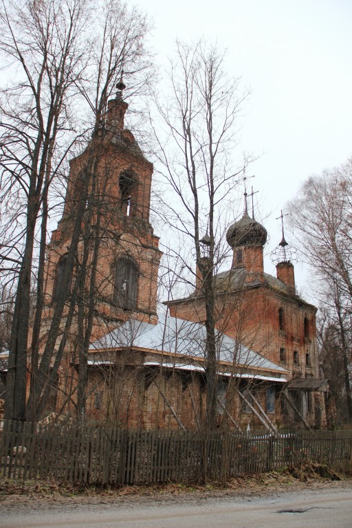 Церковь Преображения Господня, Спас-Ильдь (Некоузский район, Ярославская область). фасады