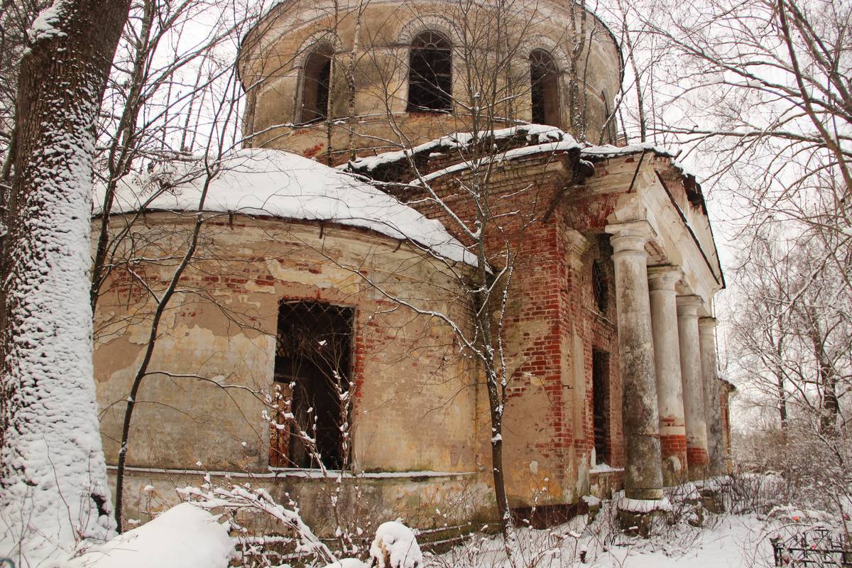 архитектурные детали. Церковь Воздвижения Креста Господня, Дмитриевское (Некоузский район, Ярославская область)