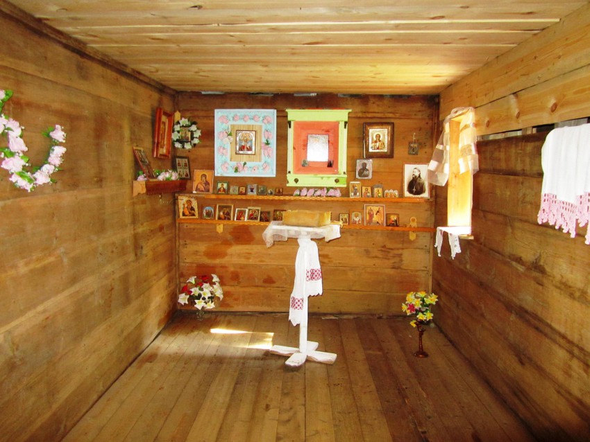 Часовня Параскевы Пятницы, Региматка (Бережная) (Медвежьегорский район, Республика Карелия). интерьер и убранство, интерьер часовни