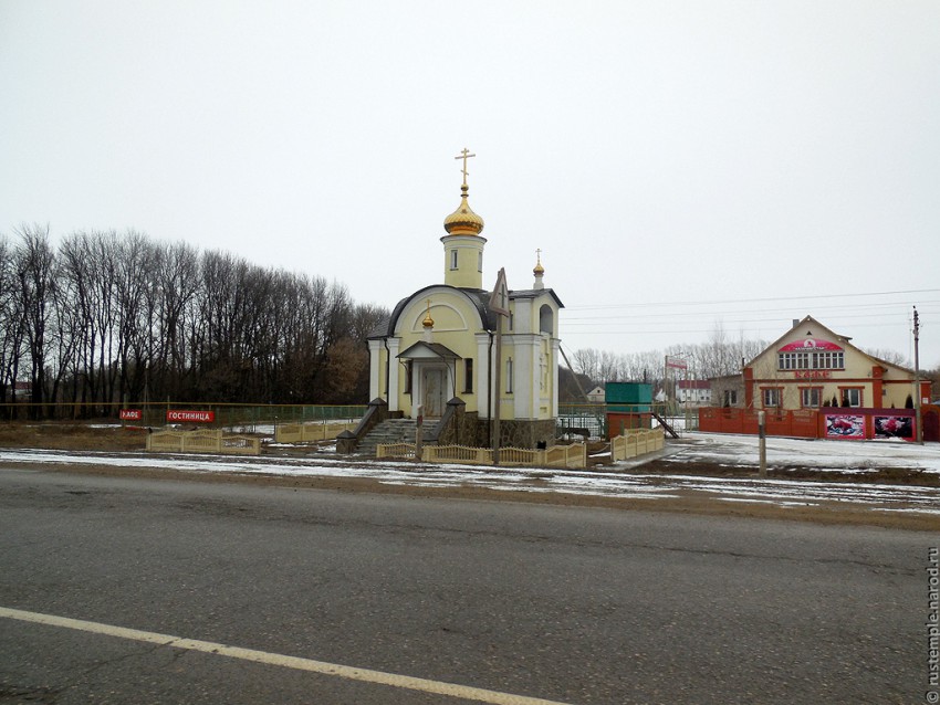 Церковь Александра Невского, Ливны (Ливенский район и г. Ливны, Орловская область). общий вид в ландшафте, Фотография сайта rustemple.narod.ru
