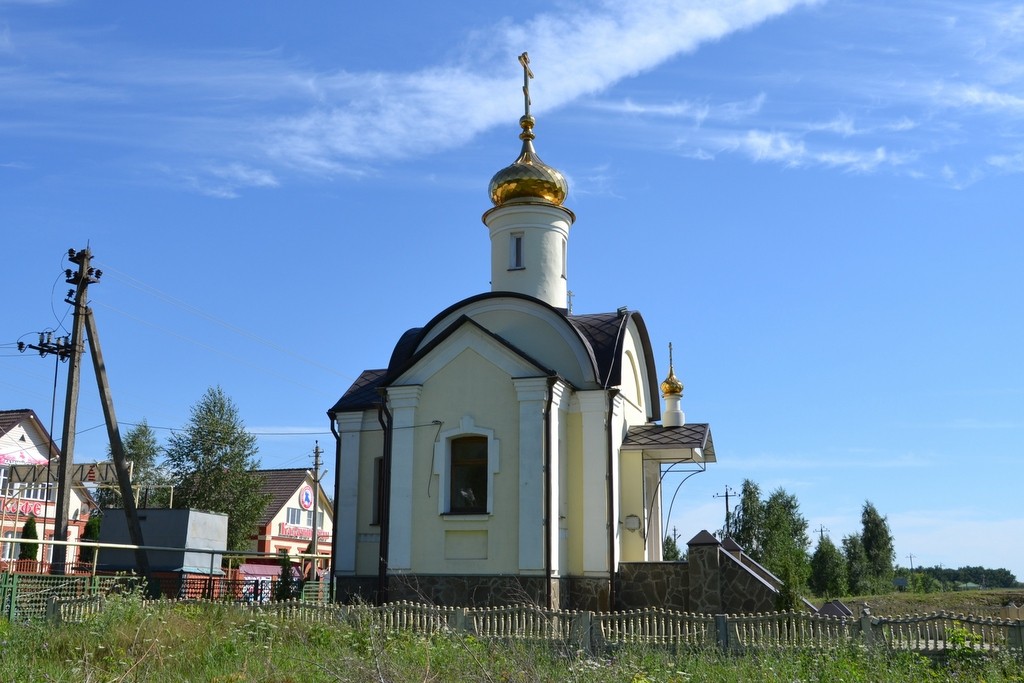 Ливны. Церковь Александра Невского. фасады