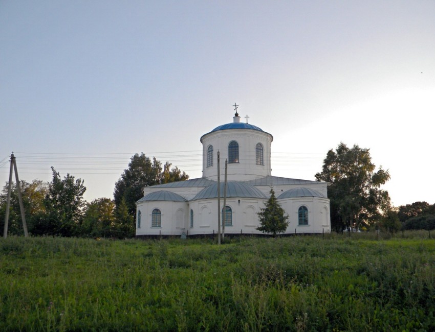 Новая Ольшанка. Церковь Рождества Пресвятой Богородицы. фасады