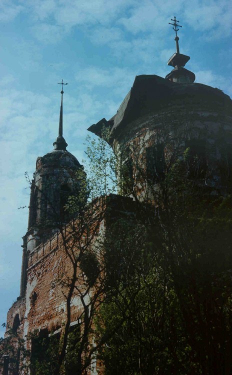 Церковь Воскресения Словущего, Коршево (Малое Новоселье, Бакланово) (Кимрский район и г. Кимры, Тверская область). фасады, 1993