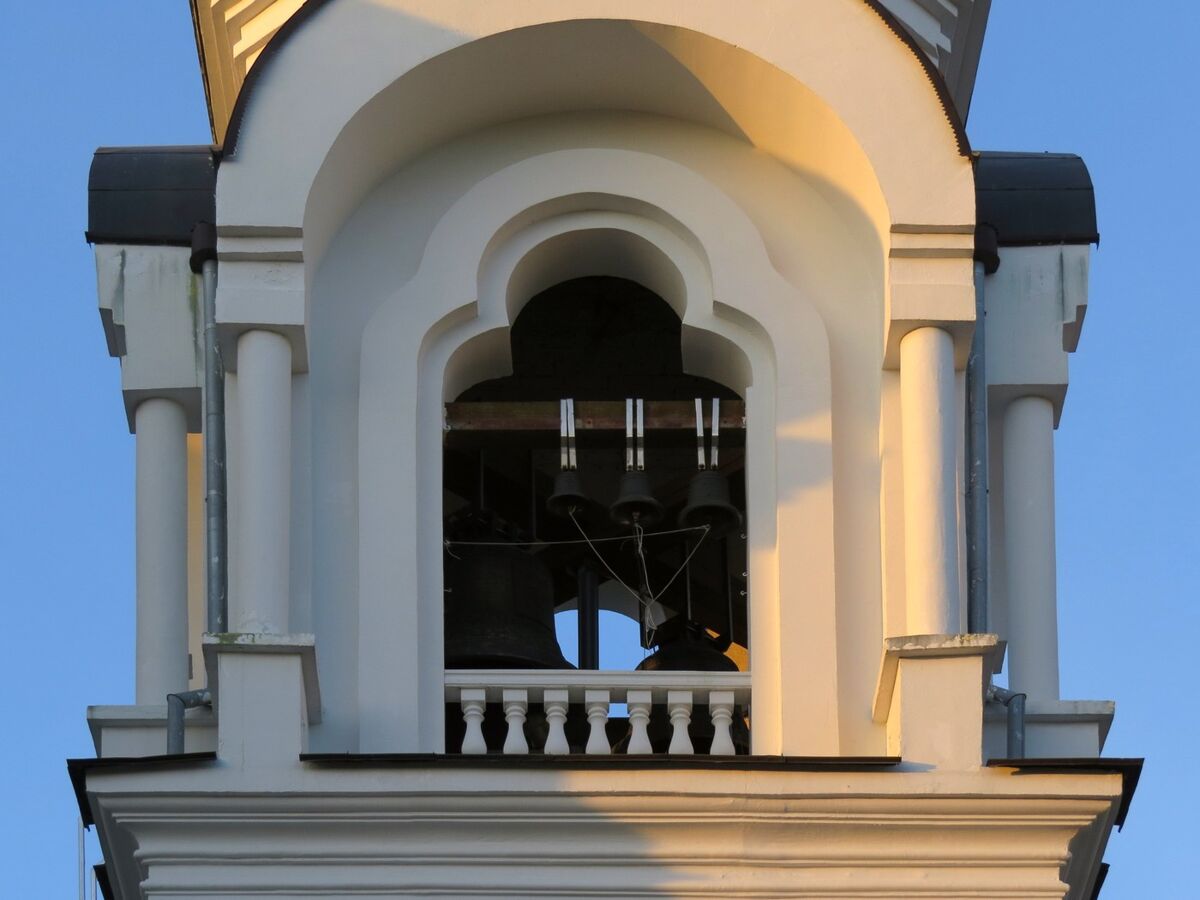 Церковь Жён-мироносиц, Барановичи (Барановичский район, Беларусь, Брестская область). архитектурные детали, Фрагмент колокольни