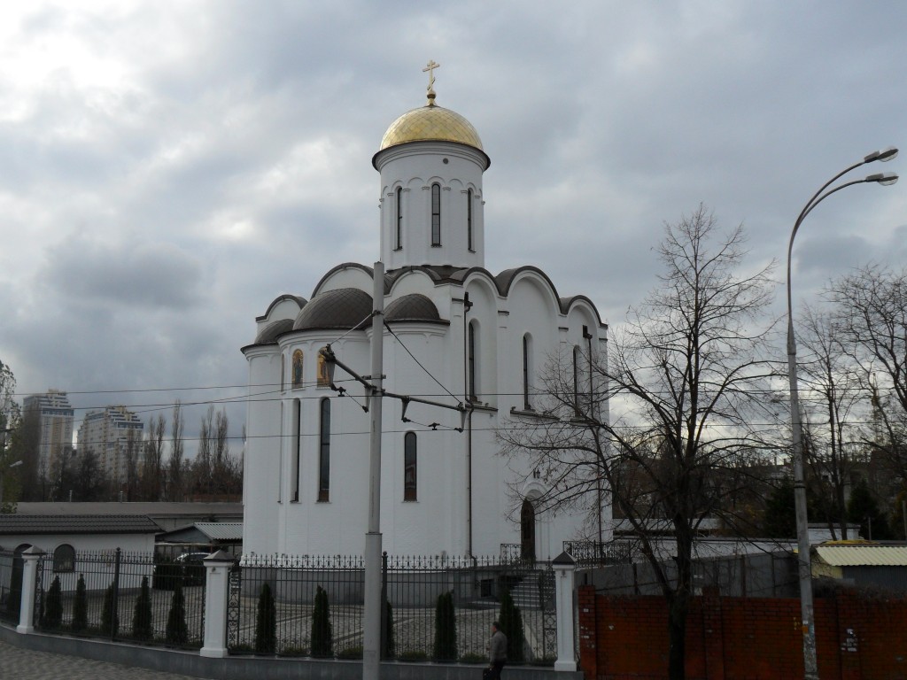 Краснодар. Церковь Сергия Радонежского. фасады