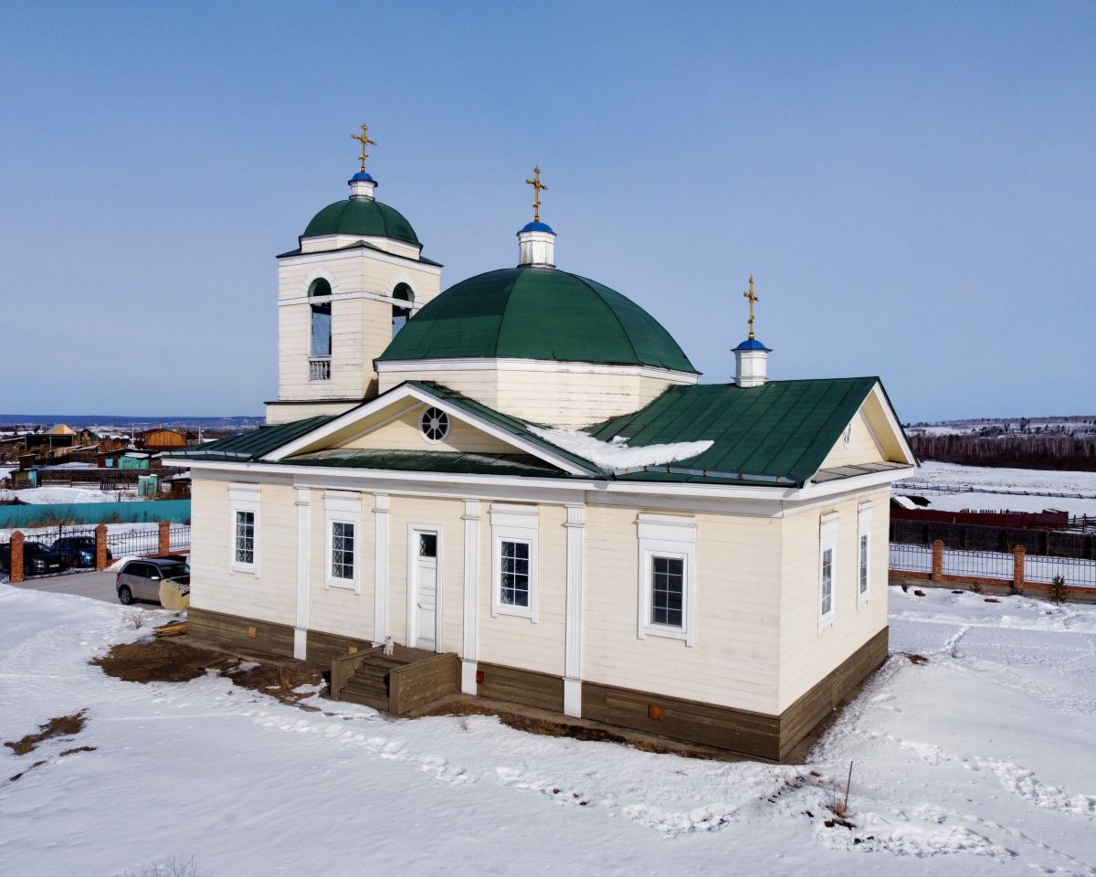 Церковь Петра и Павла, Куяда (Эхирит-Булагатский район, Иркутская область). фасады, Вид с ЮВ