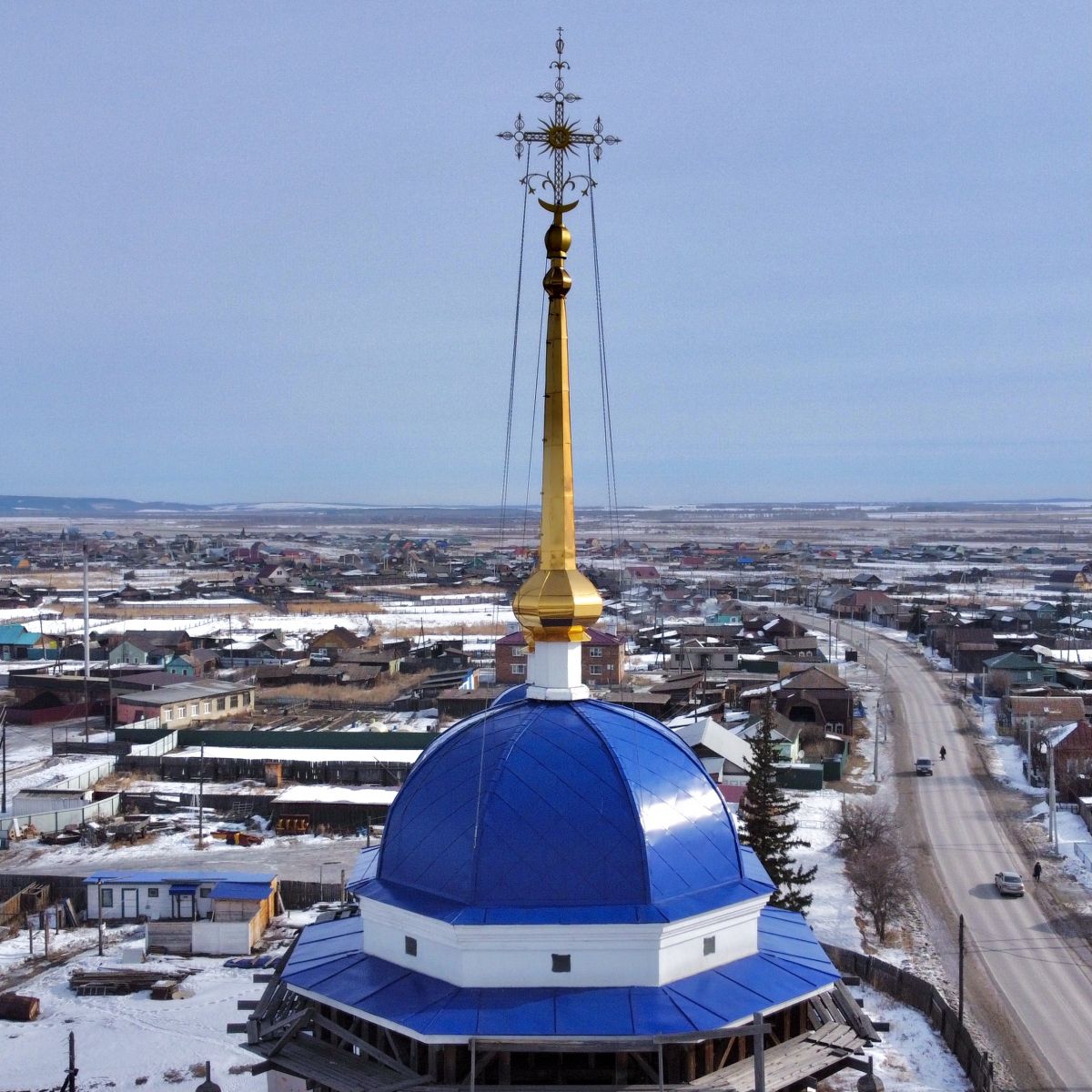Церковь Успения Пресвятой Богородицы, Оек (Иркутский район, Иркутская область). архитектурные детали, Крест колокольни 
