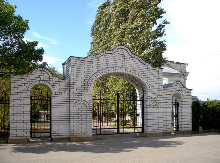 Дубовка. Вознесенский женский монастырь. дополнительная информация, ворота