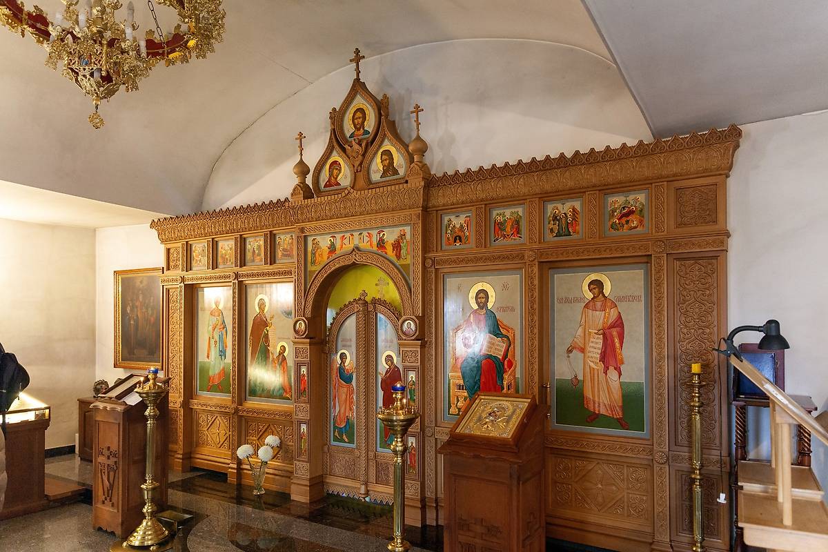 интерьер и убранство. Церковь Трёх Святителей, Боголюбово (Суздальский район, Владимирская область)