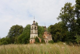 Никульское. Церковь Воскресения Словущего