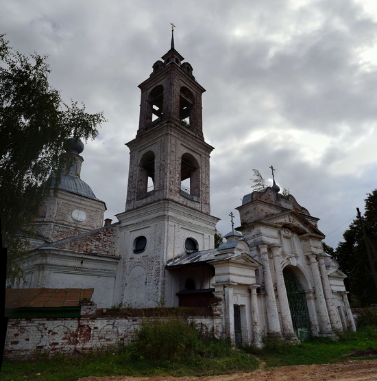 Церковь Николая Чудотворца, Никольское (Некрасовский район, Ярославская область). фасады