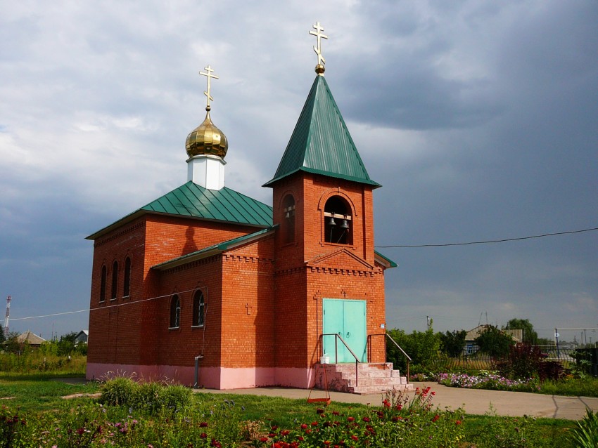 Церковь Рождества Иоанна Предтечи, Подлесное (Марксовский район, Саратовская область). общий вид в ландшафте