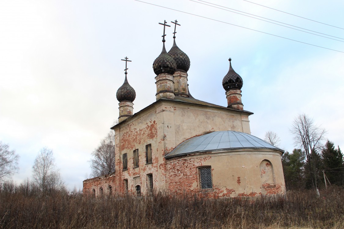 Церковь Успения Пресвятой Богородицы, Ильинское (Большесельский район, Ярославская область). фасады