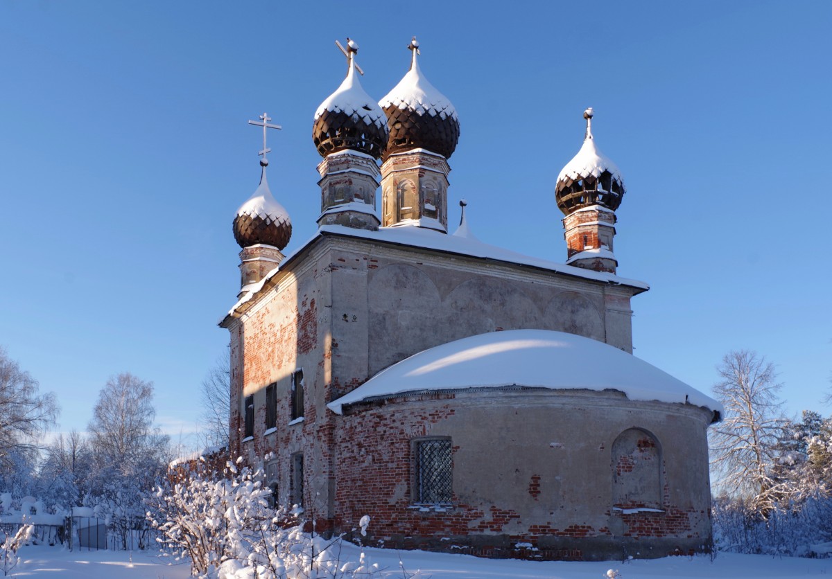 Церковь Успения Пресвятой Богородицы, Ильинское (Большесельский район, Ярославская область). фасады