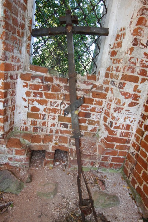 Церковь Петра и Павла, Борисовское, урочище (Борисоглебский район, Ярославская область). интерьер и убранство