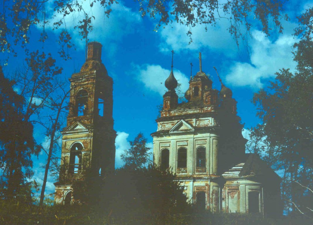 Церковь Петра и Павла, Борисовское, урочище (Борисоглебский район, Ярославская область). фасады, 1996
