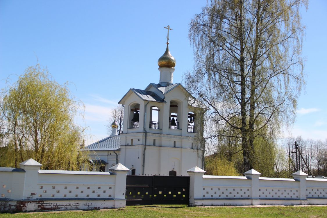 Церковь Петра и Павла, Бурмакино, село (Некрасовский район, Ярославская область). фасады