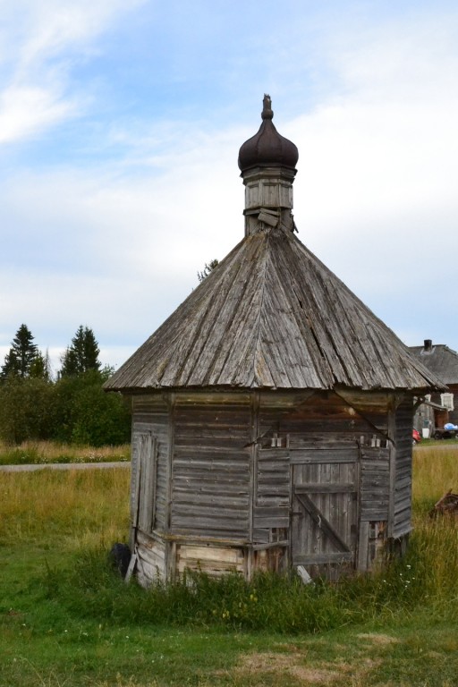 Батово (Батова). Часовня Антипы Пергамского. фасады