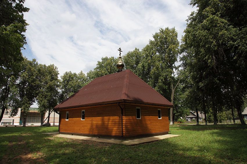 Часовня Смоленской иконы Божией Матери, Климов Завод (Юхновский район, Калужская область). фасады