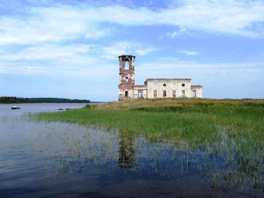 Сенная Губа. Церковь Николая Чудотворца. общий вид в ландшафте, вид с юга