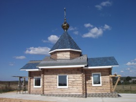 Озеро. Церковь-часовня Андрея Первозванного