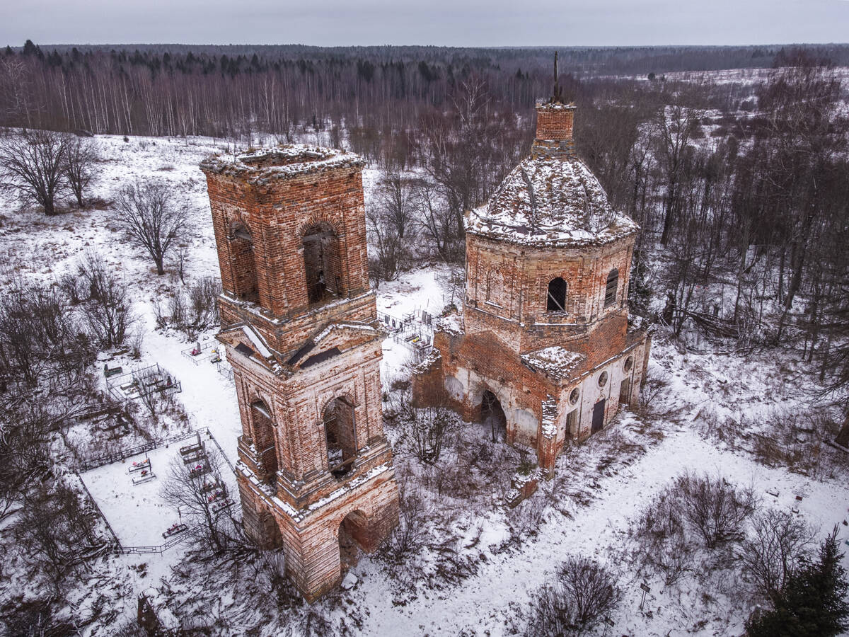 Церковь Рождества Пресвятой Богородицы, Богородское в Ившине, урочище (Любимский район, Ярославская область). фасады