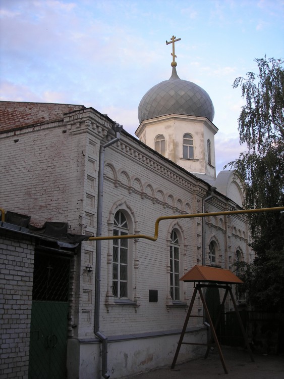 Саратов. Церковь Успения Пресвятой Богородицы. фасады