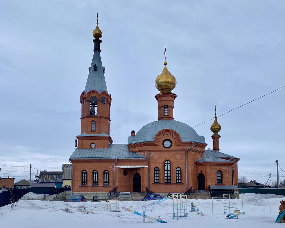 Церковь Мучеников младенцев Вифлеемских, Юрга (Юргинский район, Кемеровская область). фасады, Вид с ул Ленина
