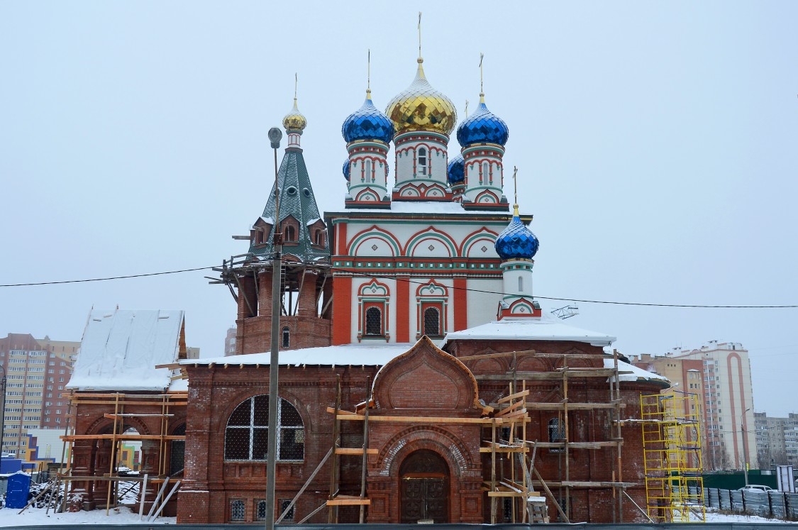 Домодедово. Церковь Новомучеников и исповедников Домодедовских. фасады