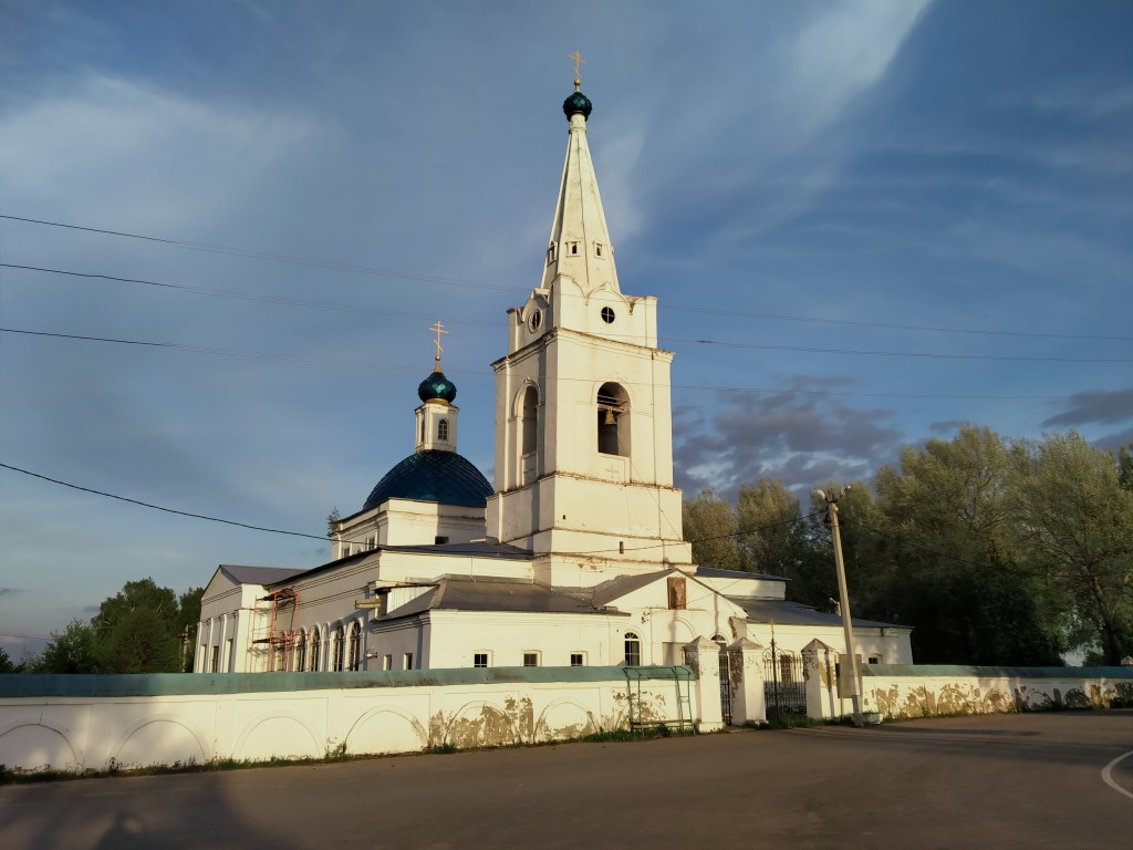 Церковь Казанской иконы Божией Матери, Долгомостьево (Луховицкий городской округ, Московская область). фасады