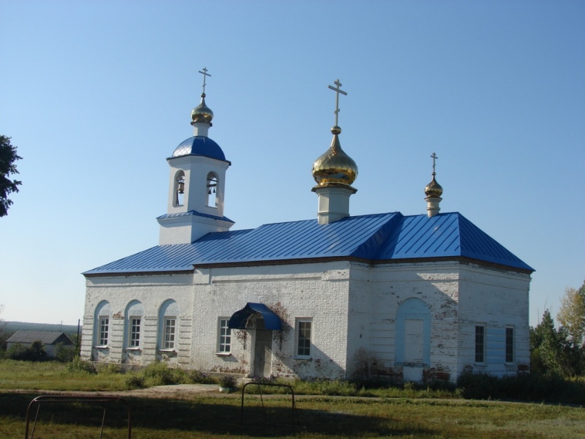 Церковь Михаила Архангела, Красная Звезда (Ртищевский район, Саратовская область). общий вид в ландшафте