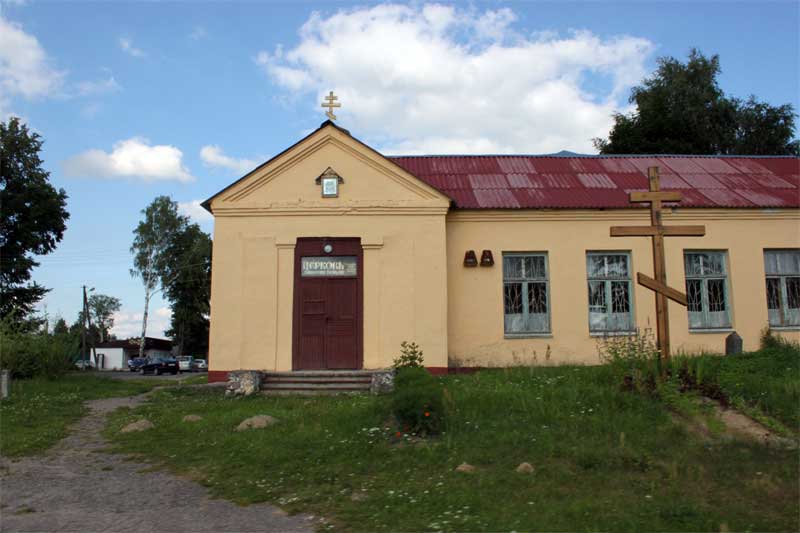 Азино. Церковь Вознесения Господня. общий вид в ландшафте