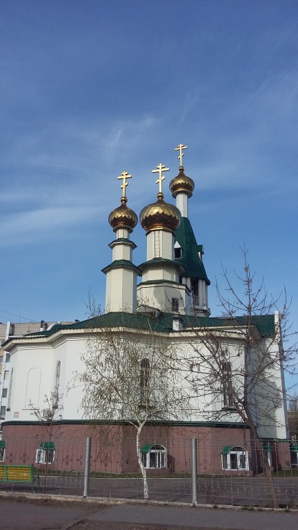 Астана. Церковь Серафима Саровского. фасады