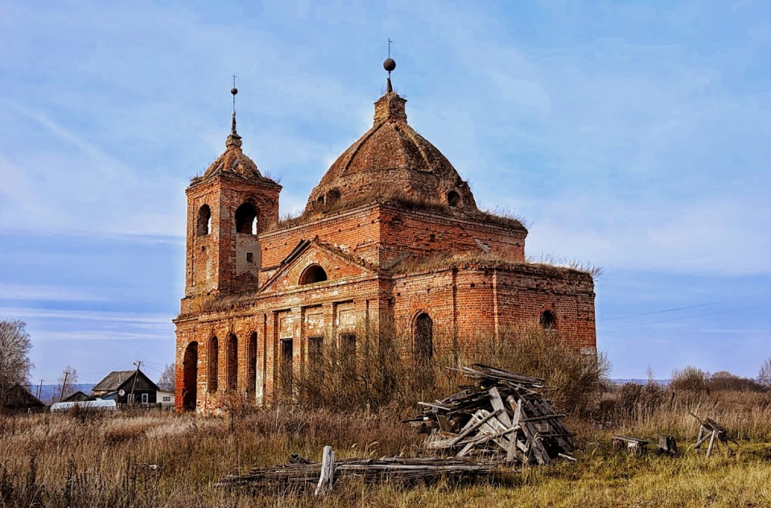 Перстенки. Церковь Покрова Пресвятой Богородицы. фасады