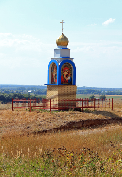 Степановка. Часовня-столб. фасады