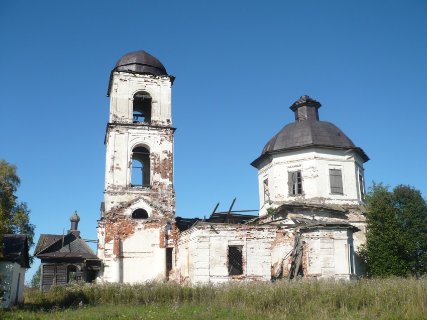Церковь Николая Чудотворца, Никольское (Кирилловский район, Вологодская область). фасады