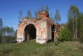 Сережань. Церковь Рождества Пресвятой Богородицы