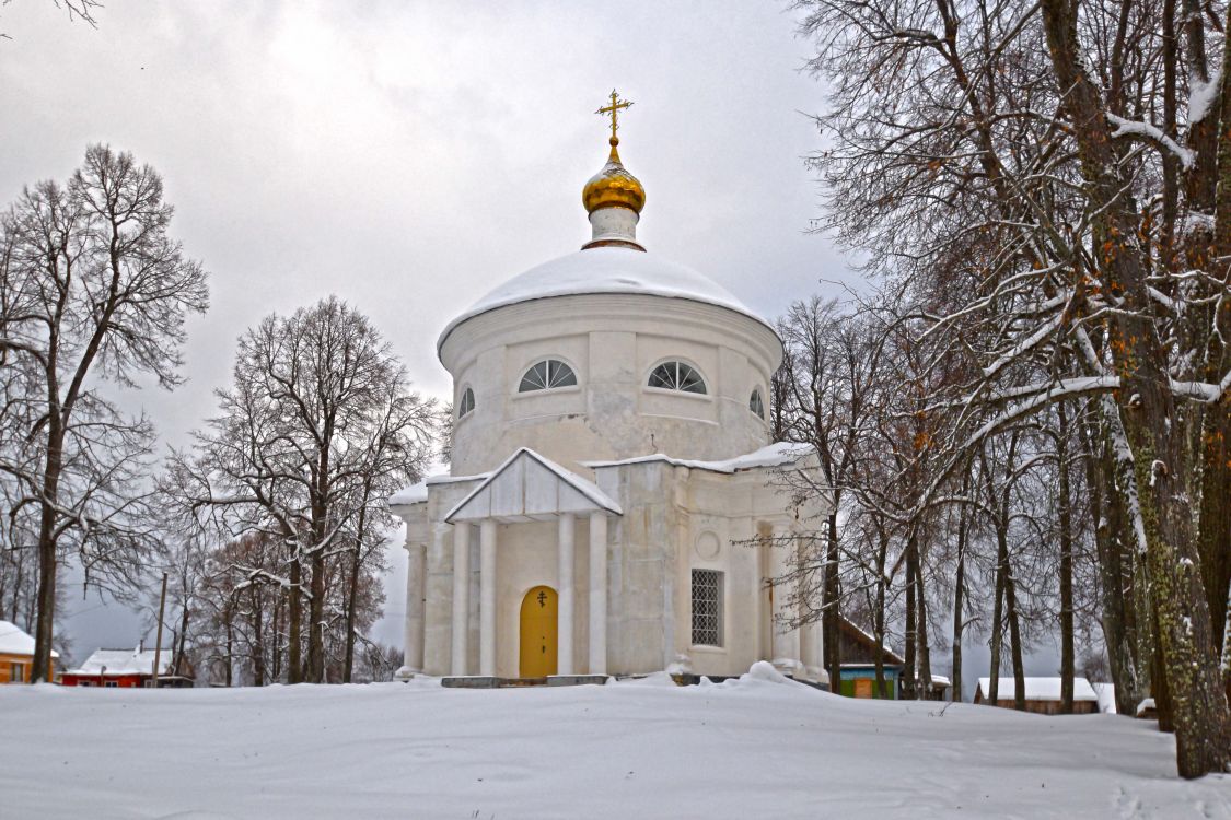 Церковь Вознесения Господня, Старое Село (Сафоновский район, Смоленская область). общий вид в ландшафте