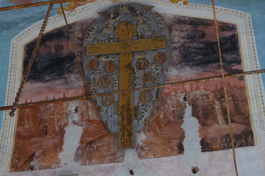 Церковь Воскресения Христова, Шахонино (Даниловский район, Ярославская область). интерьер и убранство, Остатки иконостаса