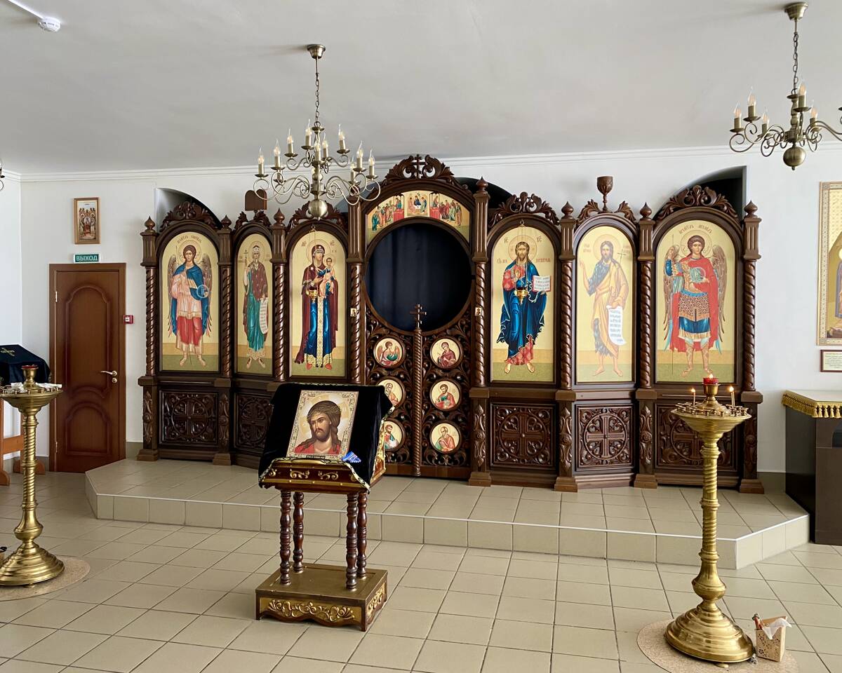 Церковь Иверской иконы Божией Матери, Шерегеш (Таштагольский район, Кемеровская область). интерьер и убранство