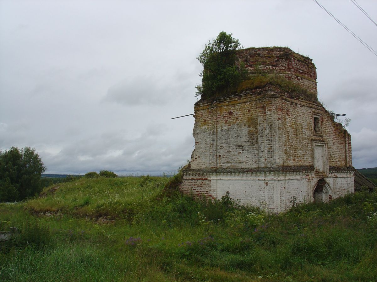 Колокольня церкви Воскресения Христова, Турино (Лузский район, Кировская область). фасады