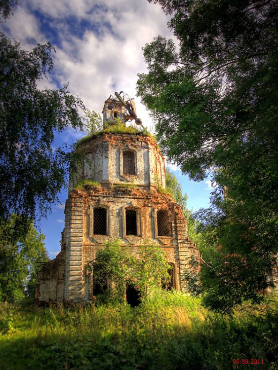 Сергиевское. Церковь Сергия Радонежского. фасады