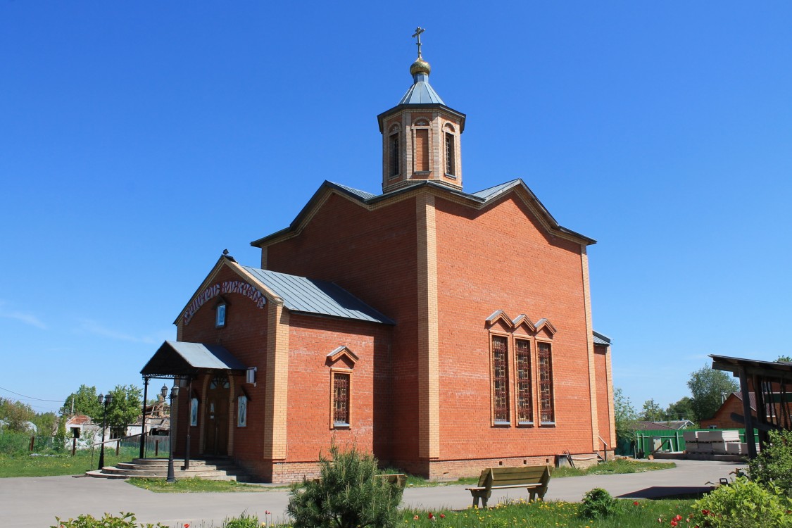 Сосенский. Церковь Серафима Саровского. фасады