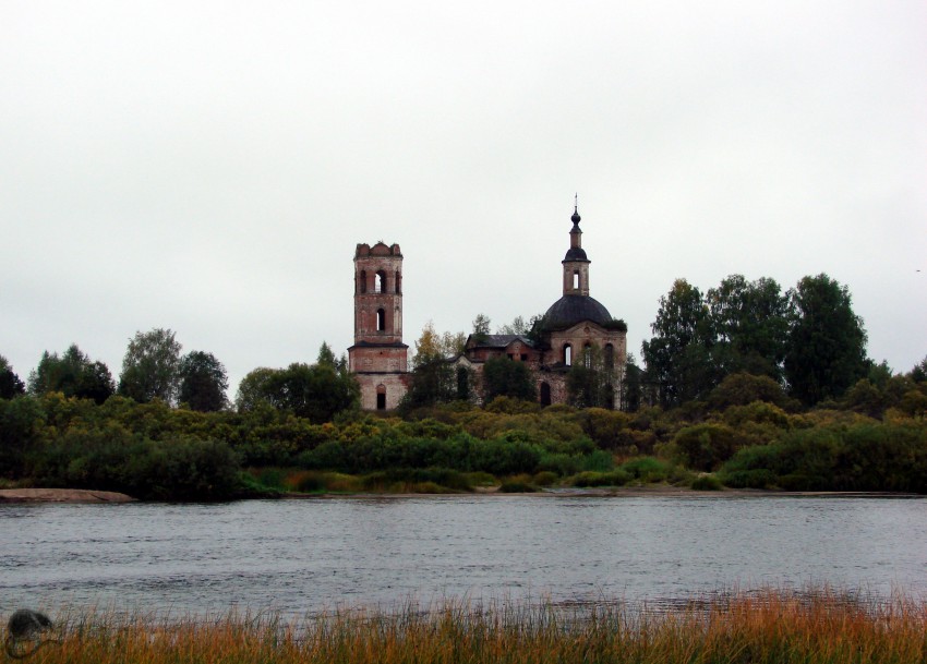 Фильтяево. Церковь Николая Чудотворца. общий вид в ландшафте